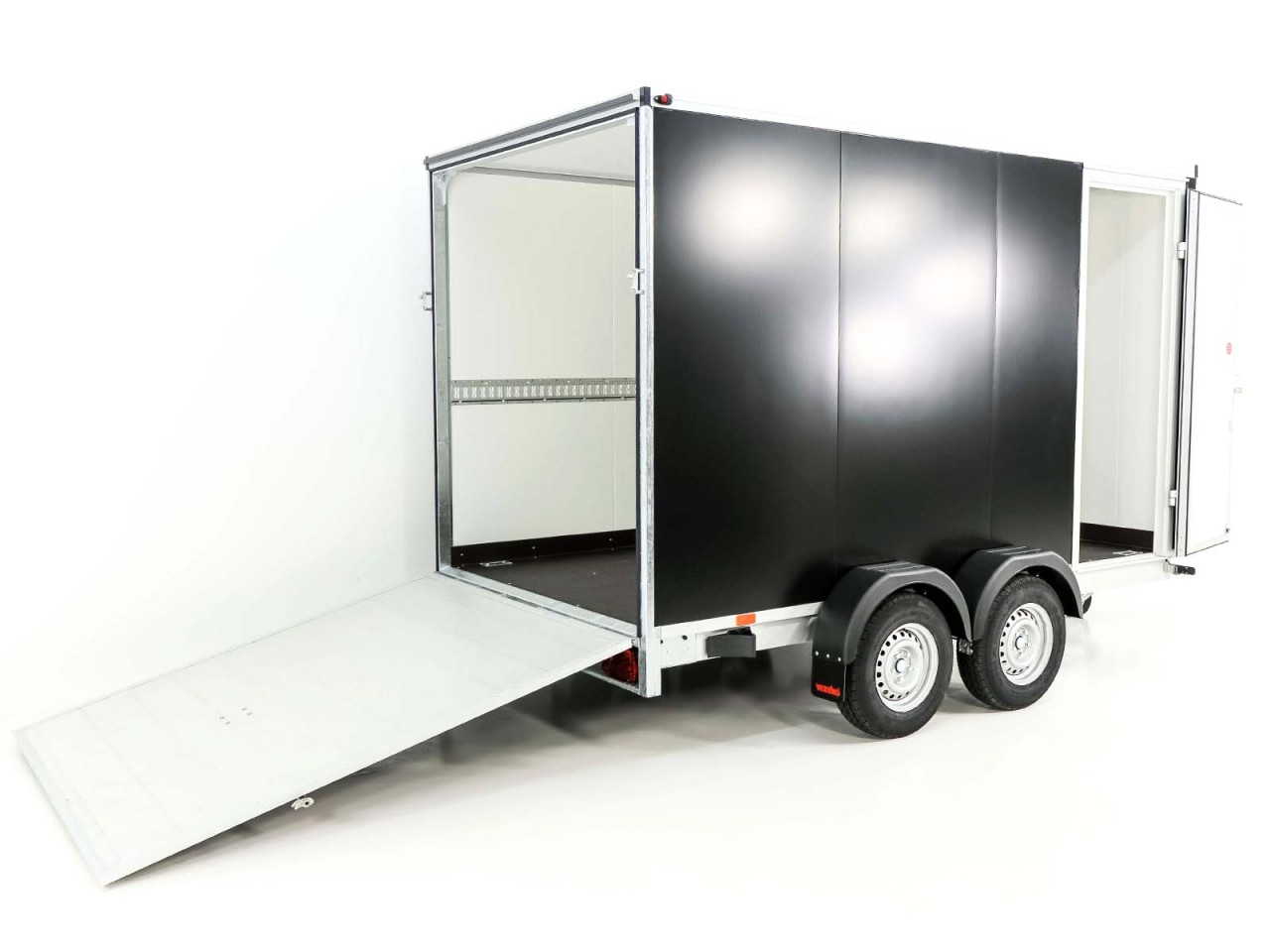 3012_01_1280x1280.jpg Vezeko Kofferanhänger 152x355cm Höhe:193cm 2,7t|Rampe|Tür|schwarz-Neu – Image 1