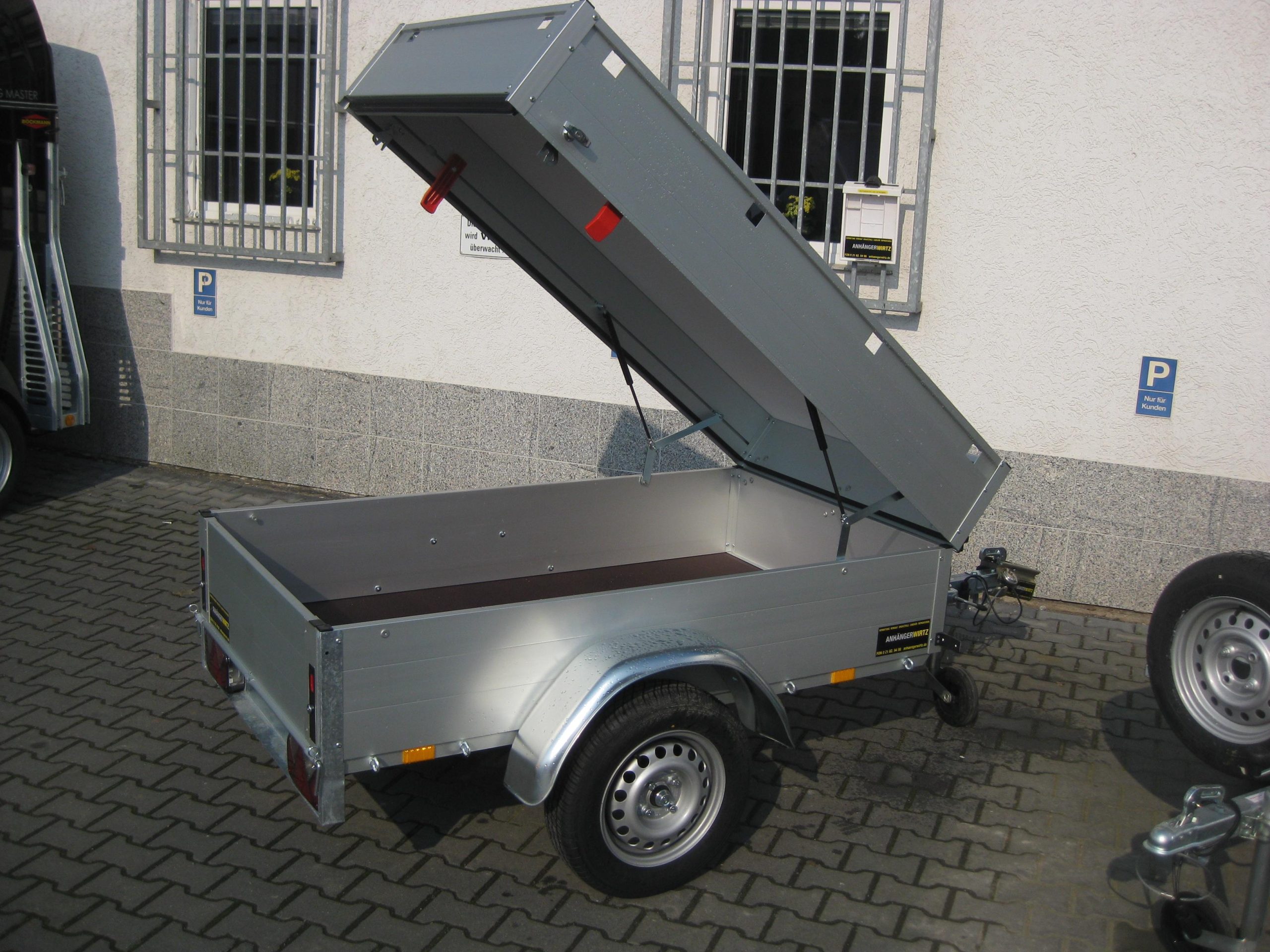 41332-4849-scaled-1.jpg ALUBOXX Deckelanhänger GT 500 HT 181x101x48cm (XXS) 500kg – Image 1