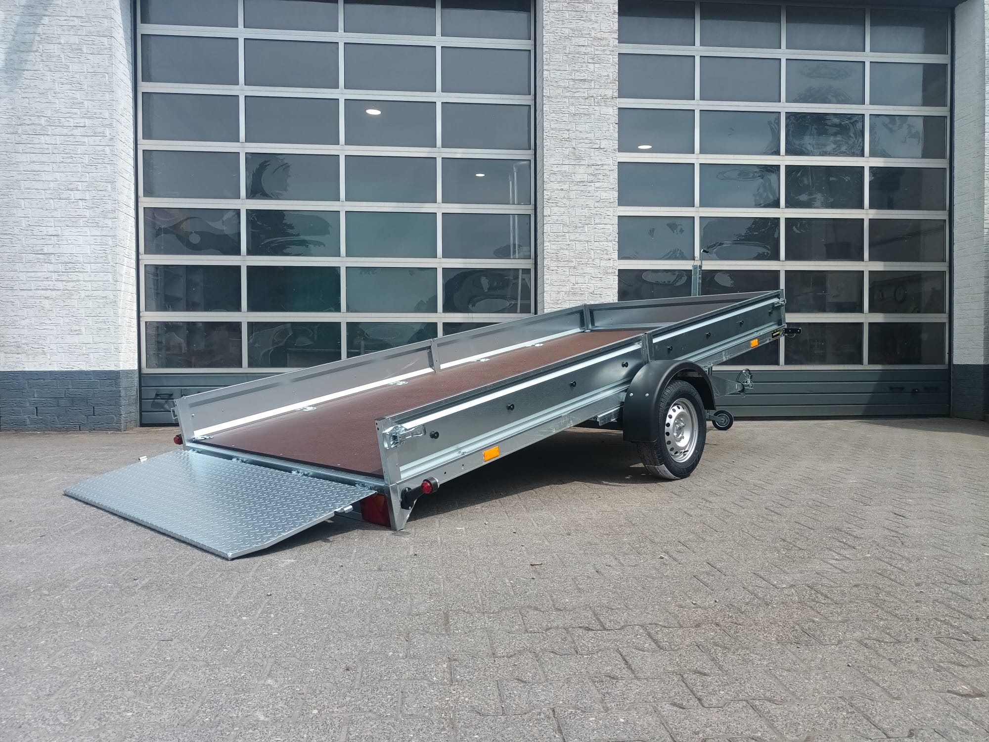 IMG-20250531-WA0105-1.jpg Kleinfahrzeug Universal Transporter Multi XL easyload Uni N7 ankippbar Blattfederung 100km/H 750kg – Image 1